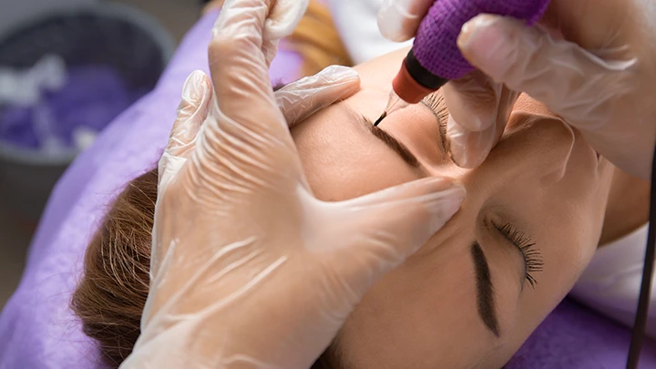 Micropigmentación cejas Vigo