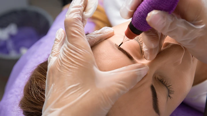 Micropigmentación de Cejas